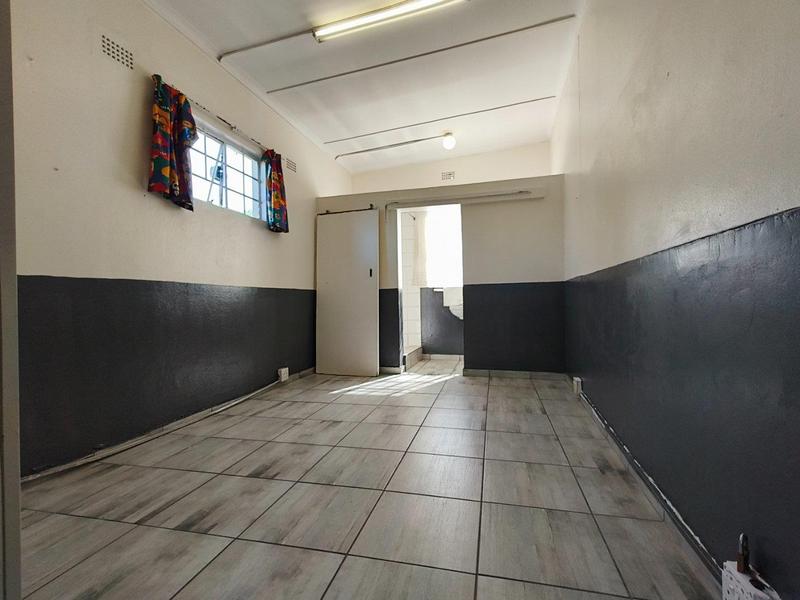 7 Bedroom Property for Sale in Mthata Eastern Cape